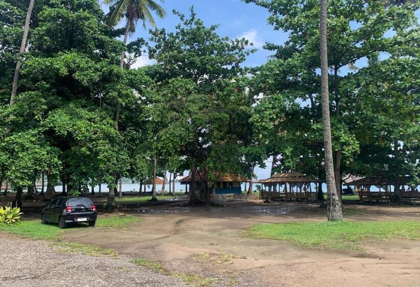 فندق Pelangi Merak Redpartner