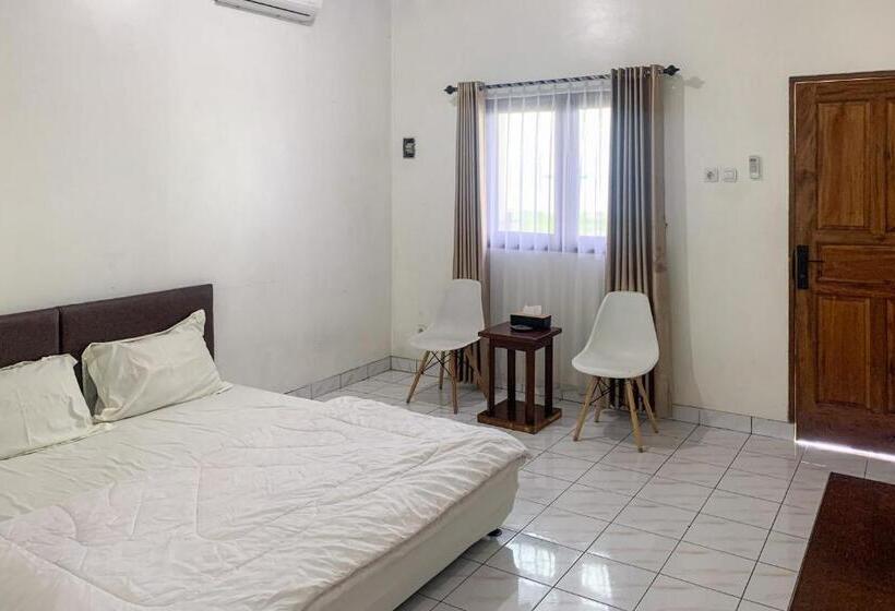 فندق Pelangi Merak Redpartner