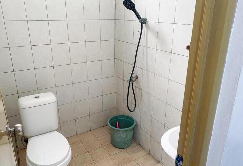 فندق Pelangi Merak Redpartner