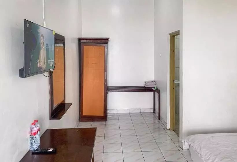 Hotelli Pelangi Merak Redpartner