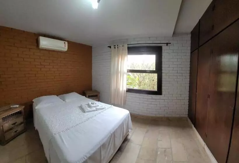 ホテル Recanto Dos Passaros Centro Penedo Rj