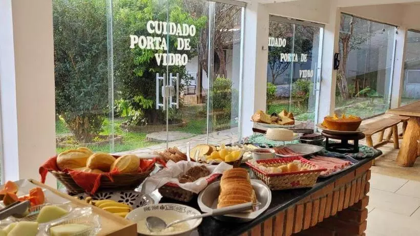 ホテル Recanto Dos Passaros Centro Penedo Rj