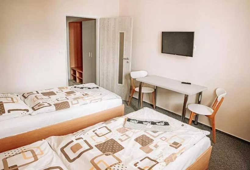 Majatalo Penzion Centra Zdraví