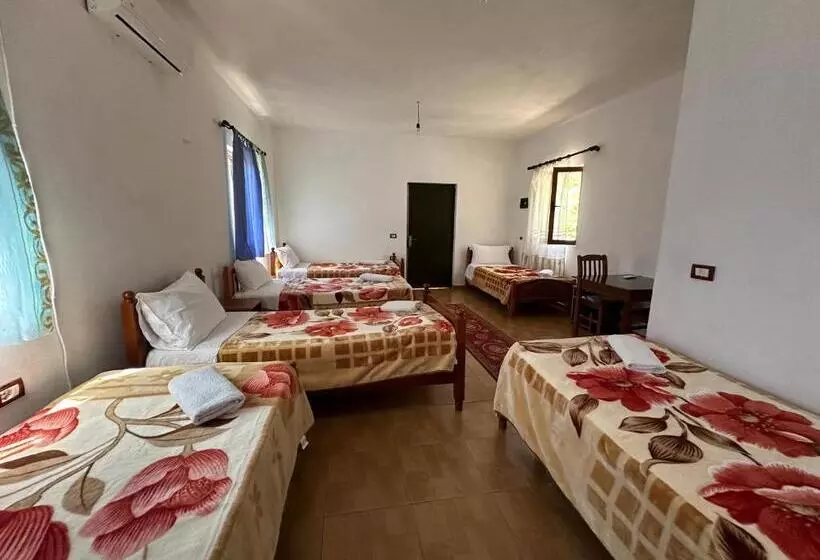 Majatalo Prek Bjeshka Guesthouse