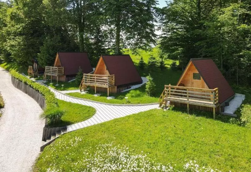 پانسیون Resort Pri Hrastu