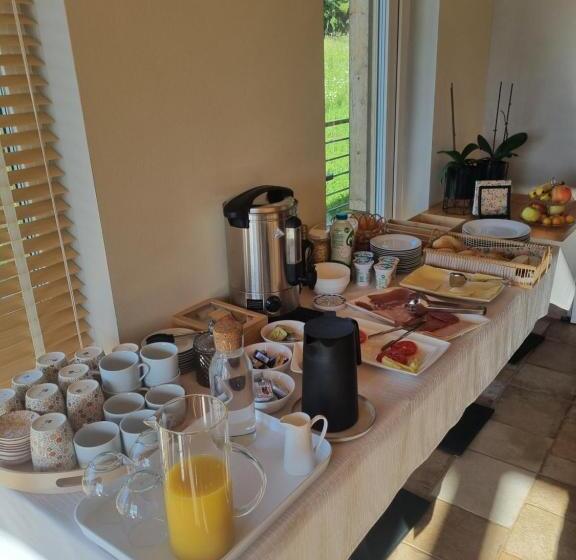 پانسیون Resort Pri Hrastu