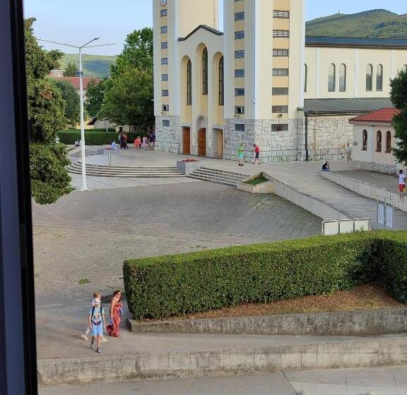 پانسیون Rooms Zdravko And Nevenka Cilic