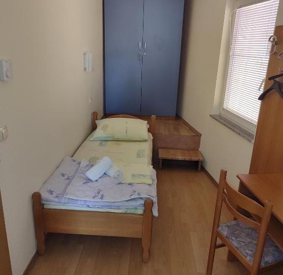 پانسیون Rooms Zdravko And Nevenka Cilic