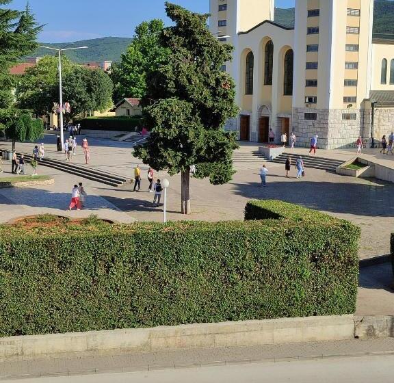 پانسیون Rooms Zdravko And Nevenka Cilic