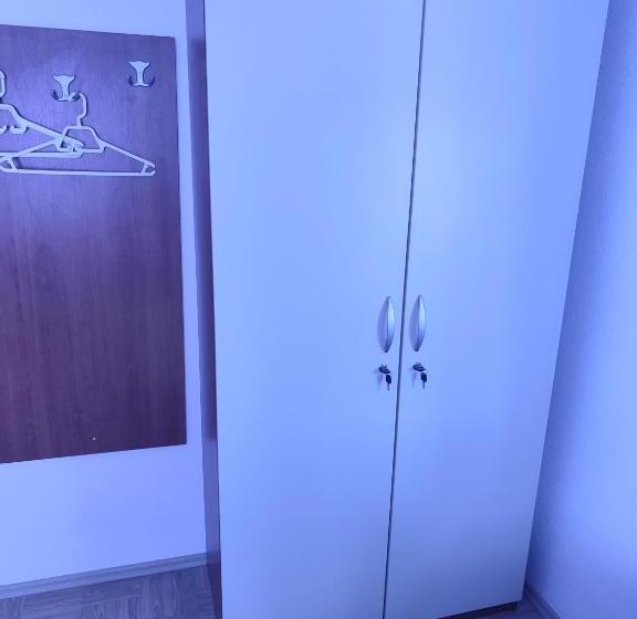 پانسیون Rooms Zdravko And Nevenka Cilic