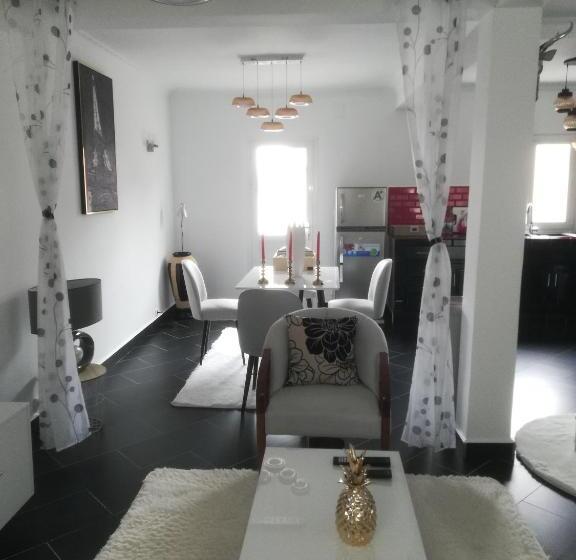 پانسیون Résidence La Tonnelle