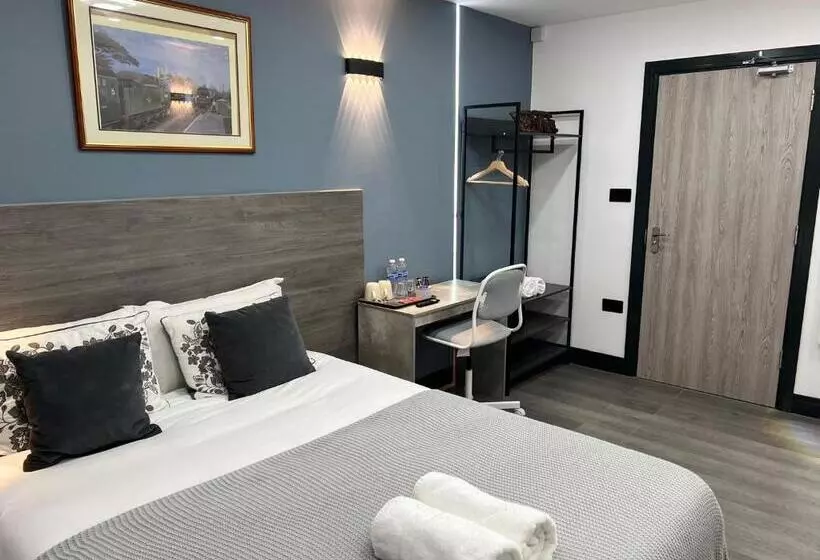 ペンション Thandi House Heathrow Airport