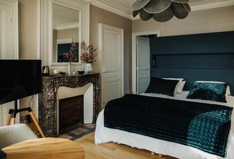 مبيت وإفطار Le Mora Hôtes