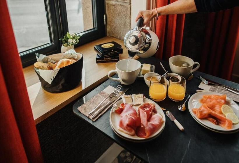 مبيت وإفطار Le Mora Hôtes