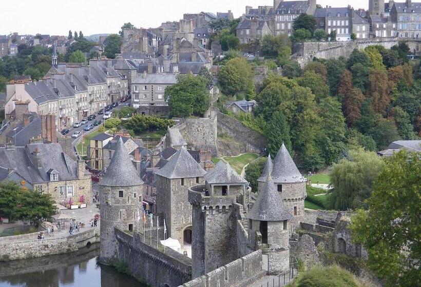 مبيت وإفطار Le Trotteur