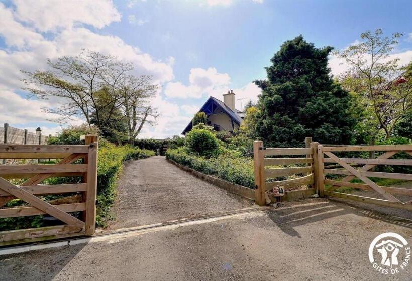 مبيت وإفطار Le Trotteur