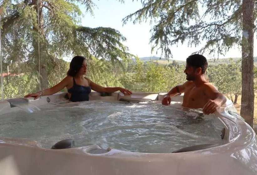Aamiaismajoitus (B&B) Quarto Di Monte Suite & Spa
