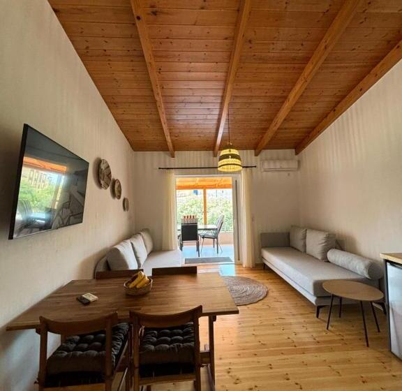 تختخواب و صبحانه Vila Nacios