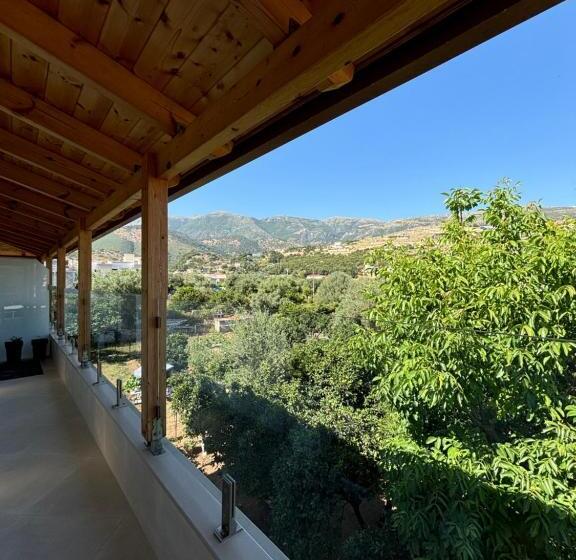 تختخواب و صبحانه Vila Nacios