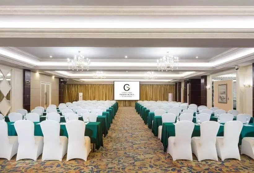 Country Garden Phoenix Hotel Maoming