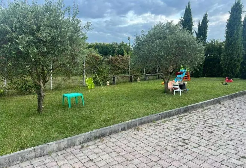 ホテル Albergo Quatro Pini