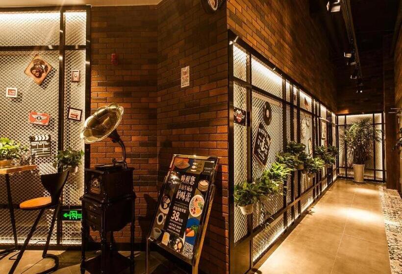 Hotel James Joyce Coffetel Xi An Zhonglou Xiaonanmen Food Street