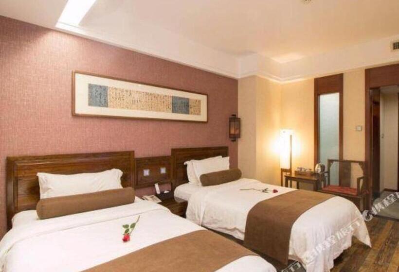 Hotel James Joyce Coffetel Xian Dayanta Metro Station Branch