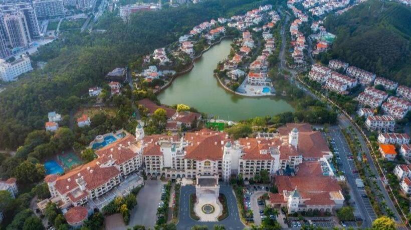 בית מלון כפרי New World Taishan