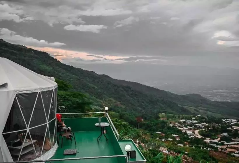 Hotelli Nuea Tawan At Phu Thap Buek