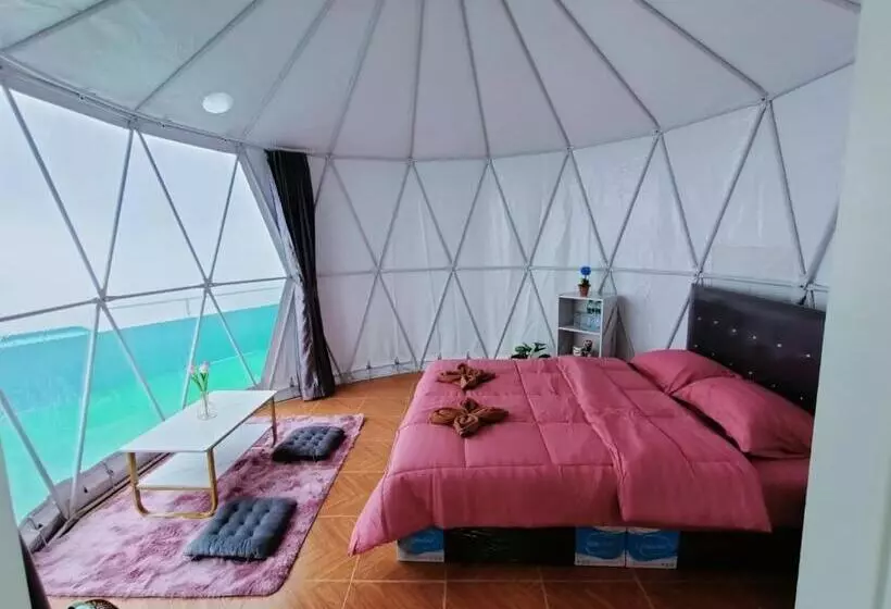 Hotelli Nuea Tawan At Phu Thap Buek