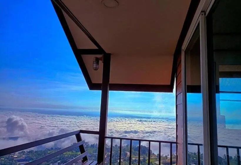 Hotelli Nuea Tawan At Phu Thap Buek