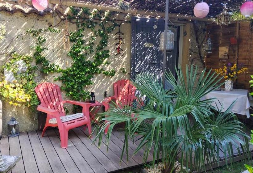 پانسیون Le Mazet Des Beaujots