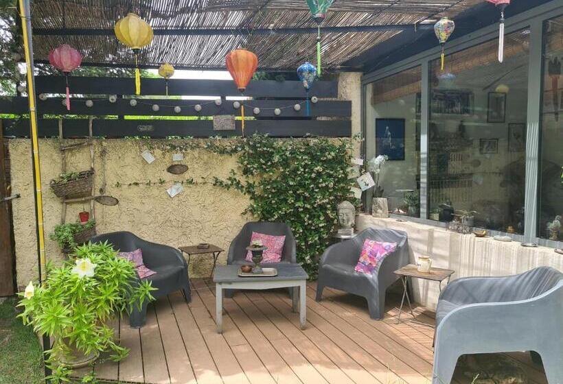 پانسیون Le Mazet Des Beaujots