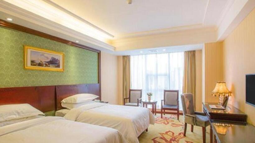Vienna Hotel Hengyang Zhengxiang District Nanhua University