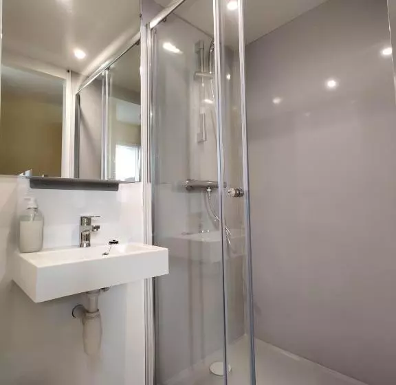 Auberge Le Leo De Foix