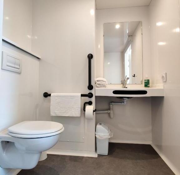 Hostel Auberge Le Leo De Foix