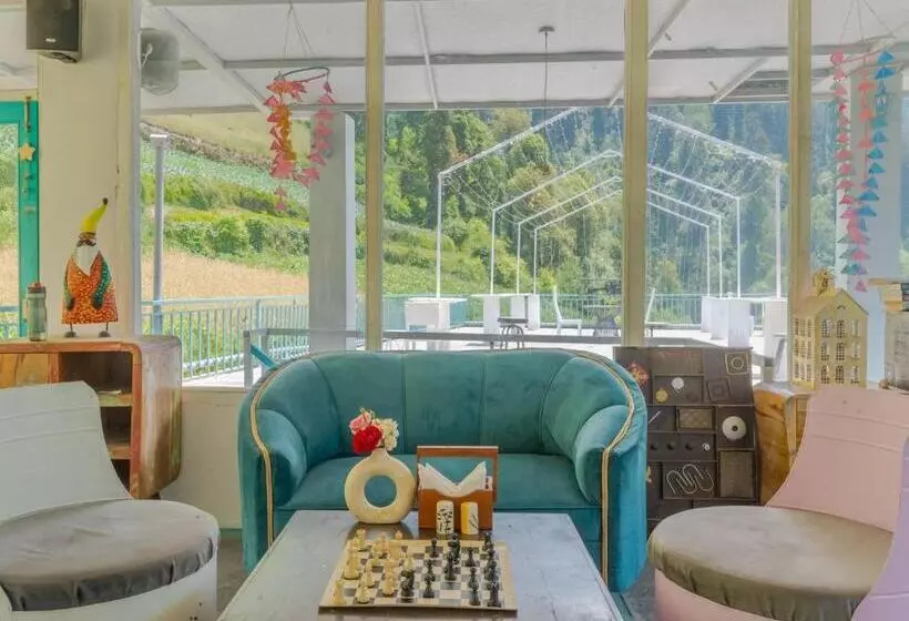 ユースホステル Moustache Shoja, Jibhi