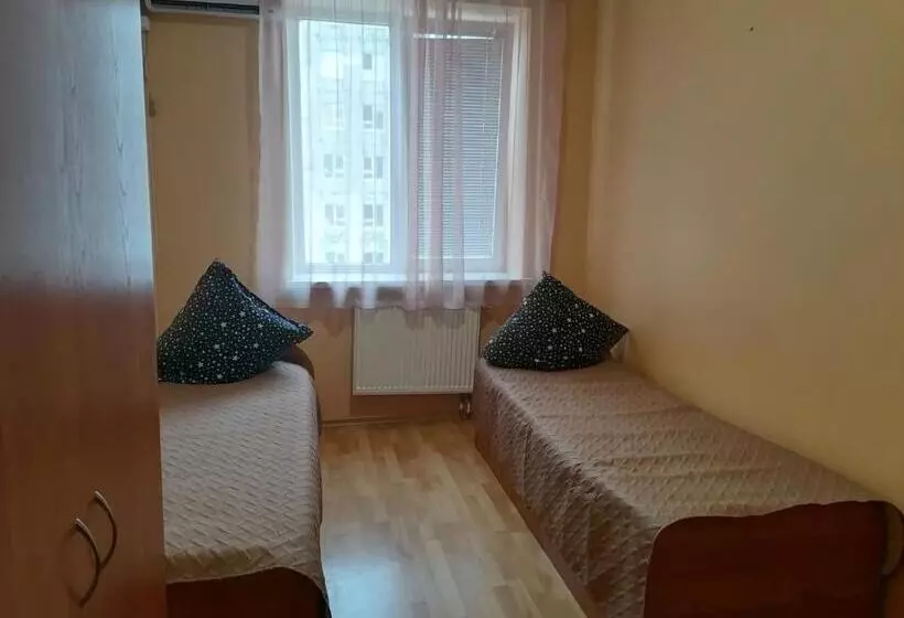 تختخواب و صبحانه українский дворик
