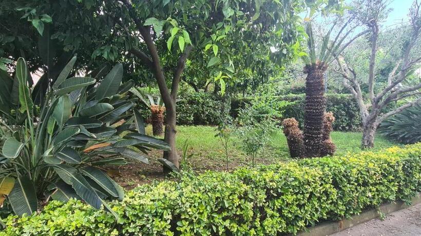 Bed and Breakfast Le Sale Resort