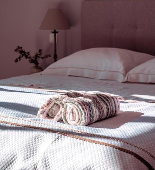 ベッドアンドブレックファースト Les Apiers, Chambre D Hôtes De Charme à Carcès