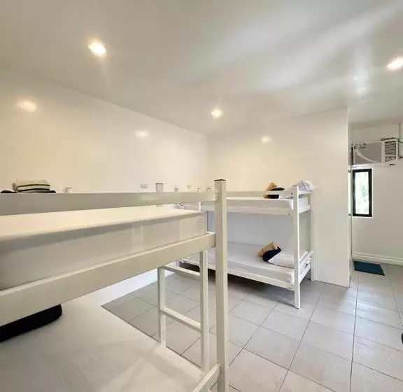 Gracey Dive Resort And Restaurant