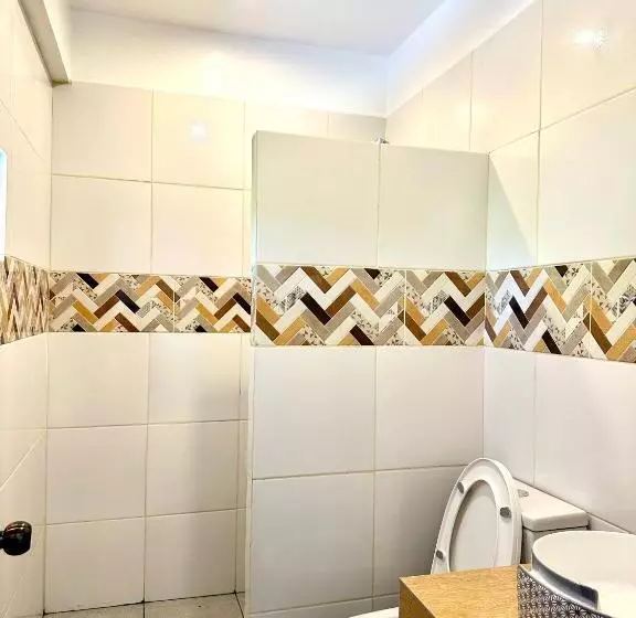 Gracey Dive Resort And Restaurant