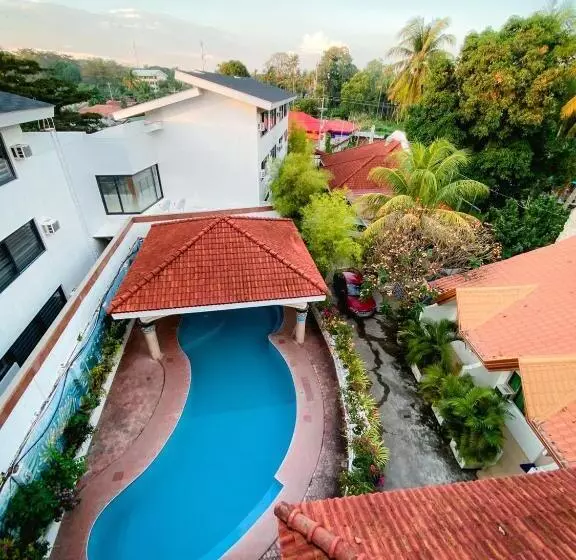 Gracey Dive Resort And Restaurant