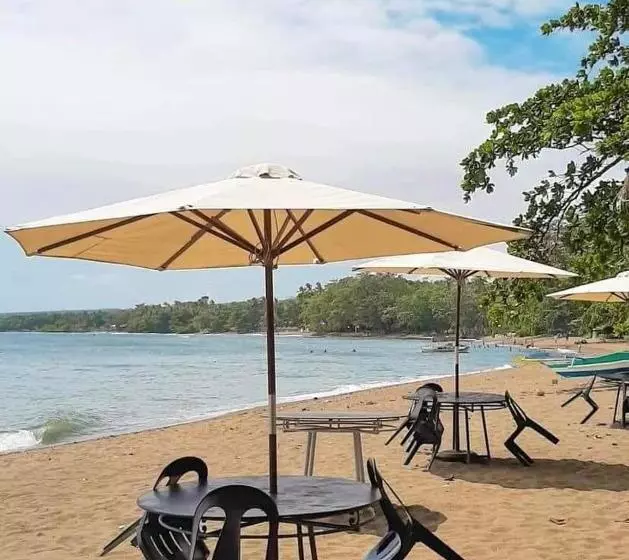 Gracey Dive Resort And Restaurant