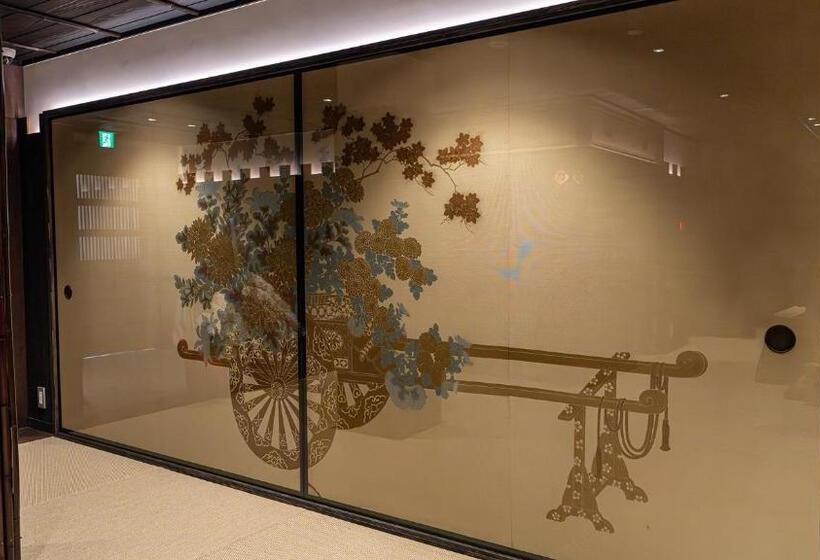 هتل 京都の宿 ぎをんの月