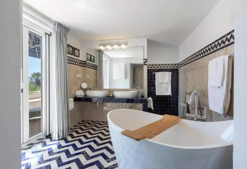 Hotelli Casablu   An Andalusian Boutique