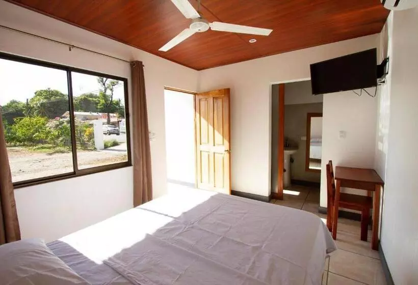 カプセルホテル Nosara Magazine Hostal