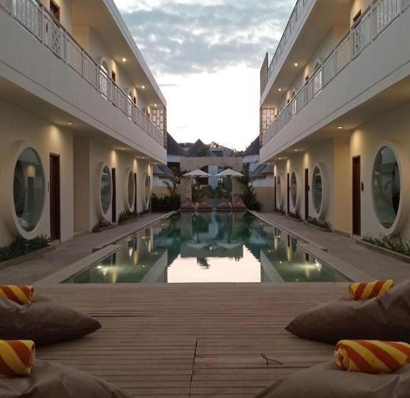 בית מלון כפרי The Prime Canggu Bali