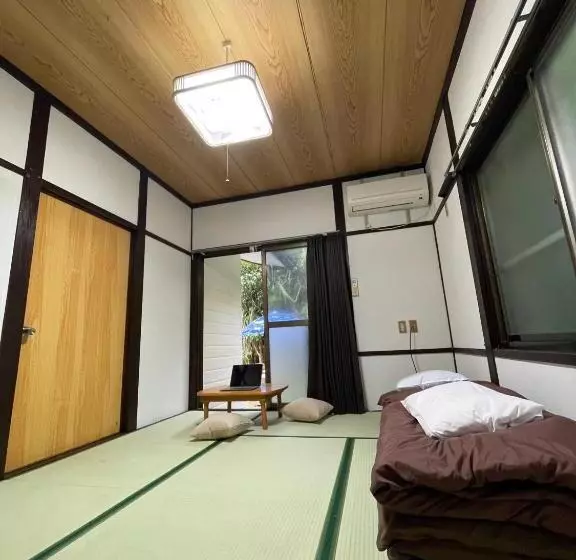 Majatalo 与論ゲストハウス ズッ友荘