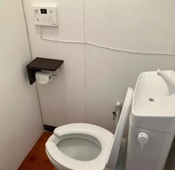 Majatalo 与論ゲストハウス ズッ友荘